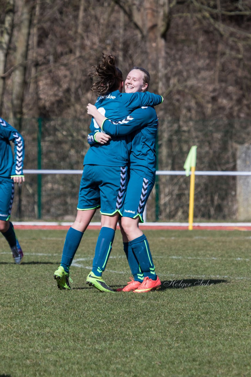 Bild 340 - B-Juniorinnen VfL Oldesloe - Krummesser SV _ Ergebnis: 4:0